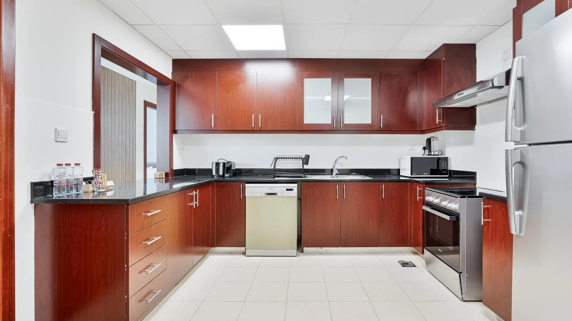 Savis Home Oceanfront Serenity And Marina Views Dubai